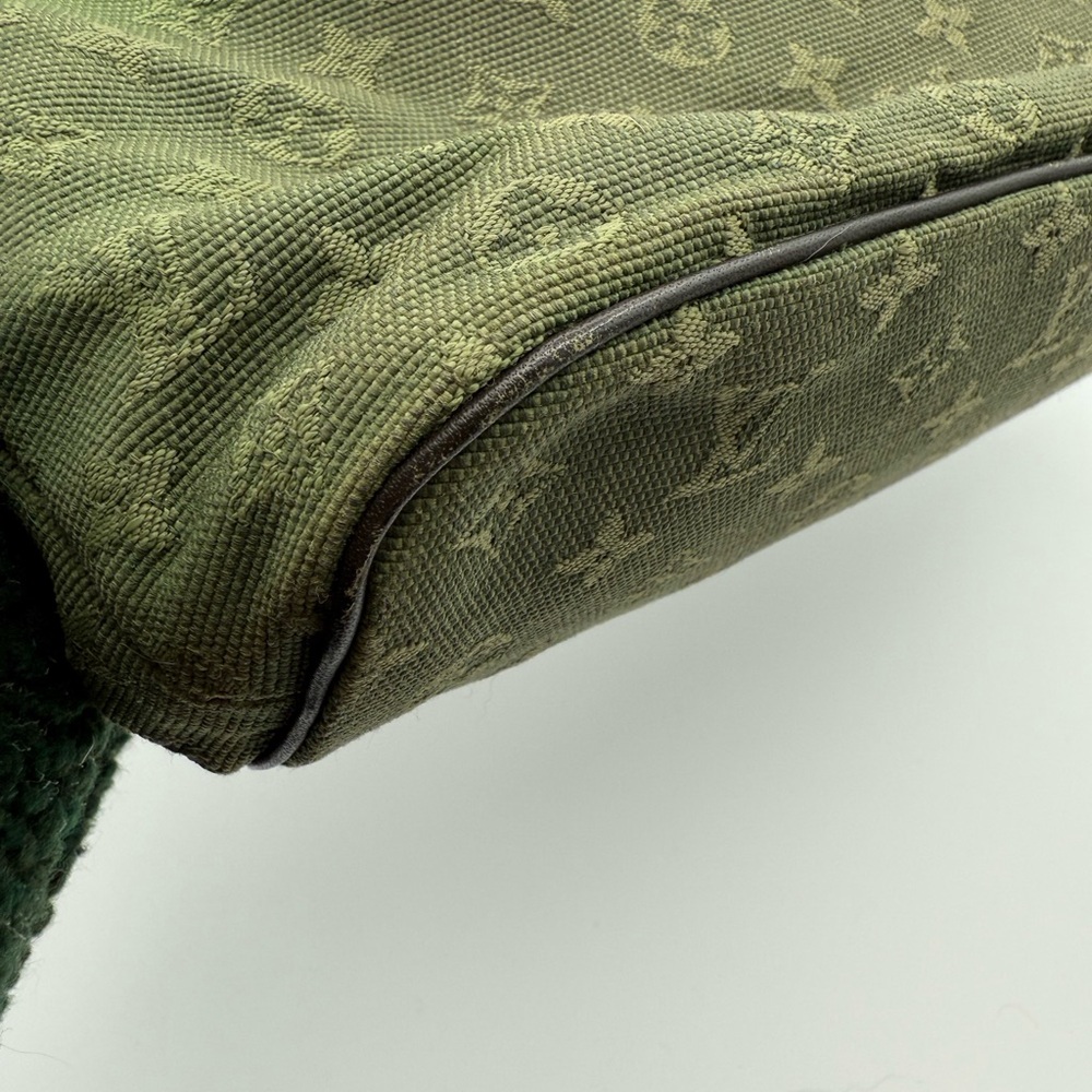 Louis Vuitton Mini Lin Lucille PM - Picture 11 of 16